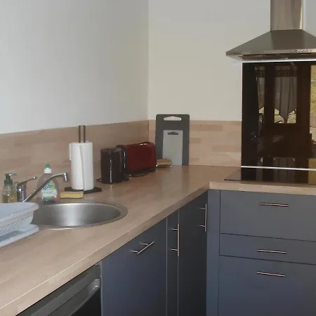 Le Saut Du Cerf Apartment